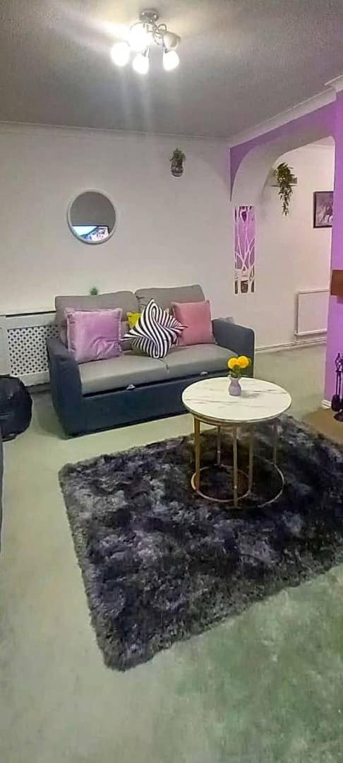 Golden Plush Suites - Beautiful Luxury 3 Bed House In Leicester Exterior photo